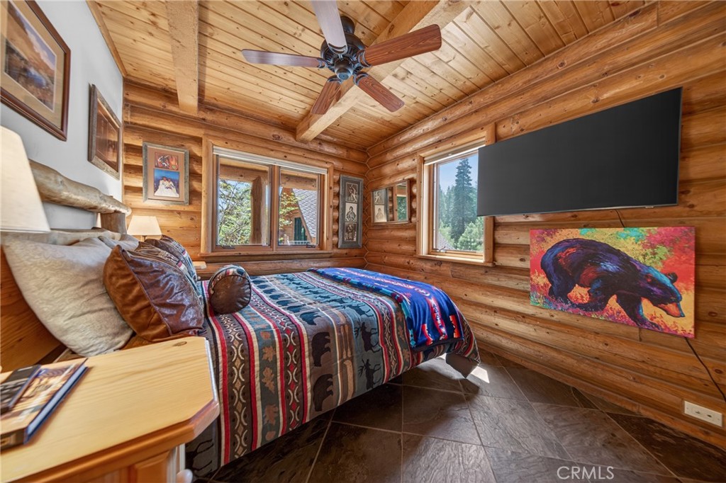 489 Dinsmore Drive