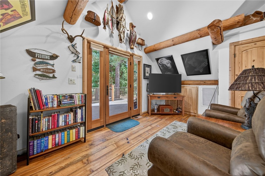 489 Dinsmore Drive