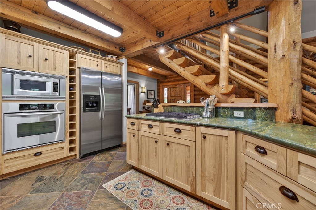 489 Dinsmore Drive