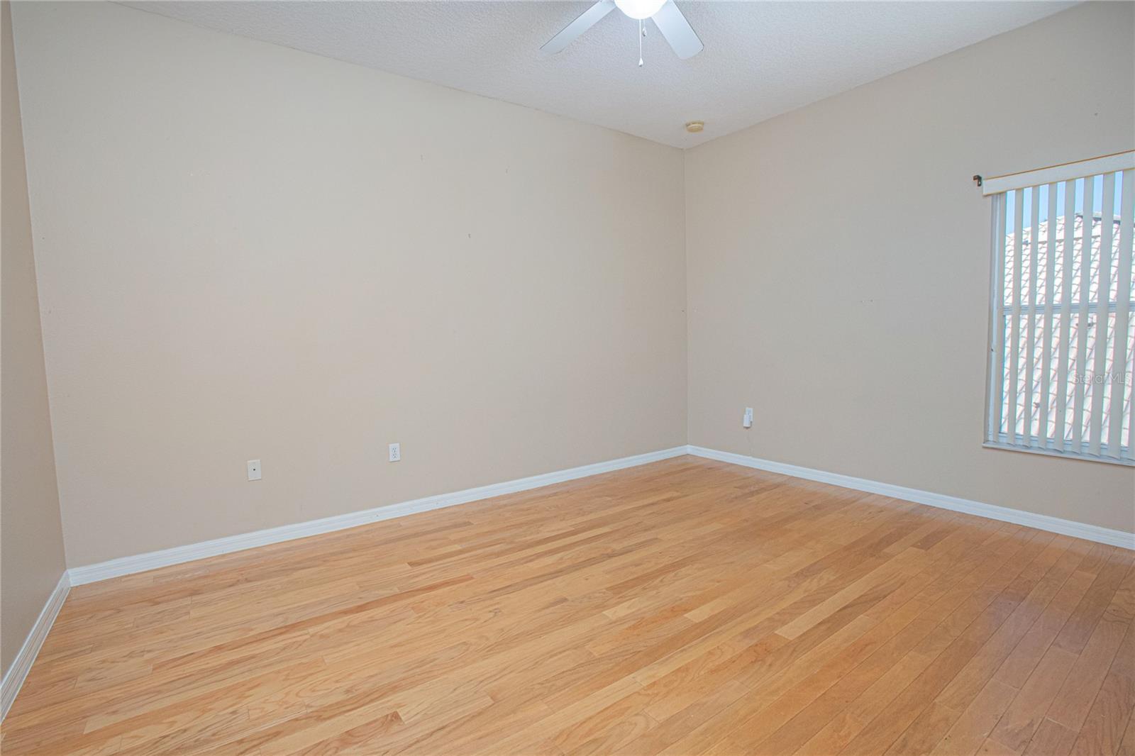 3402 OAKMONT CT