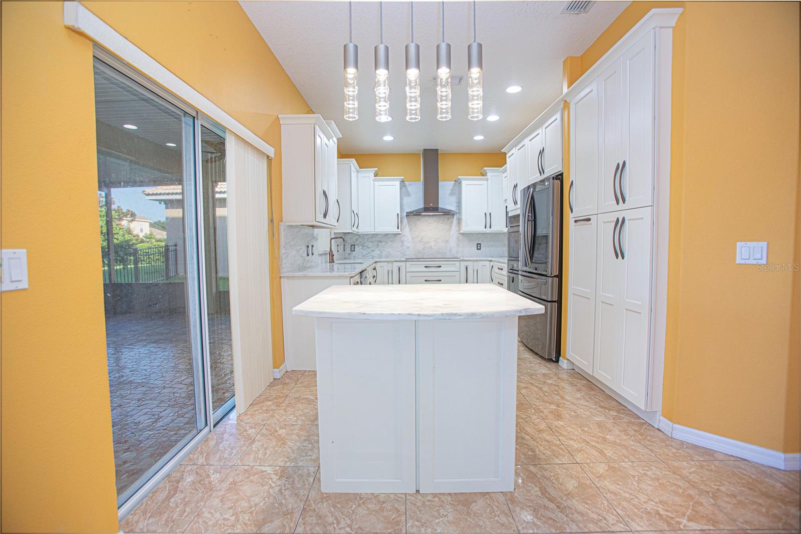 3402 OAKMONT CT