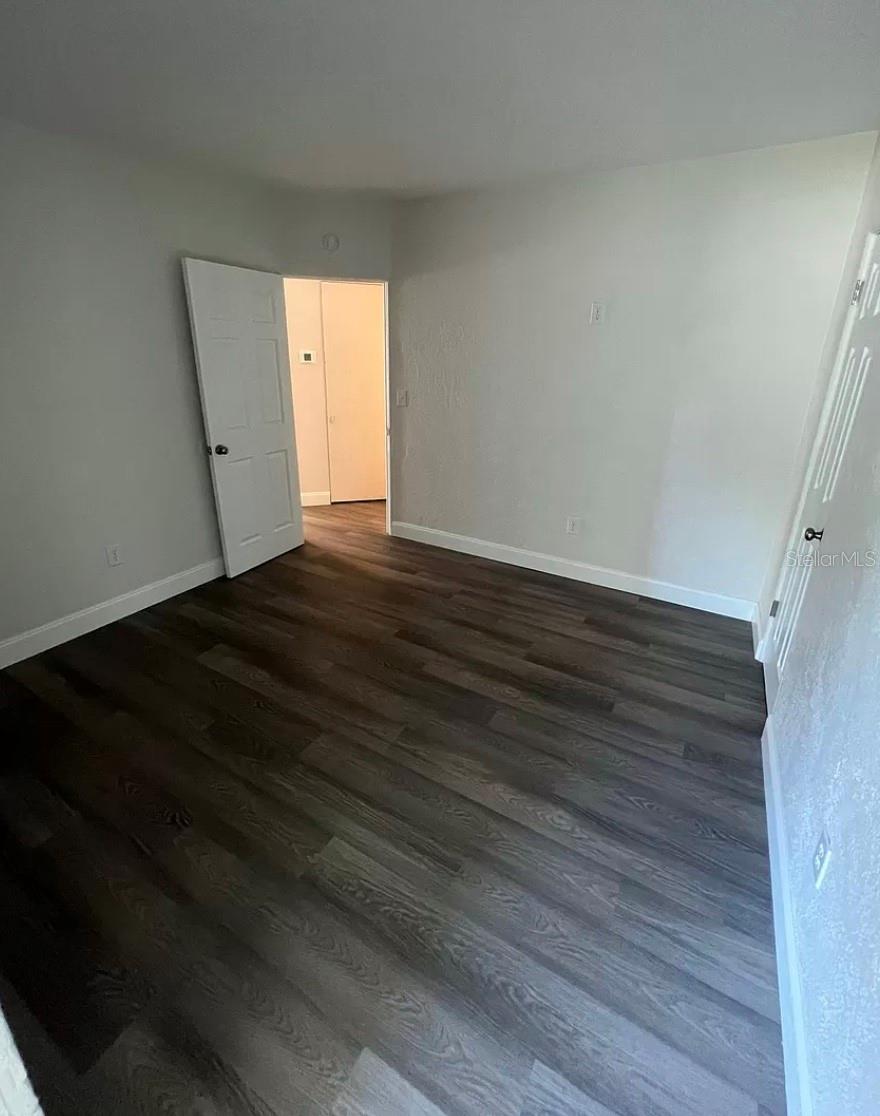 230 N DOLLINS AVE