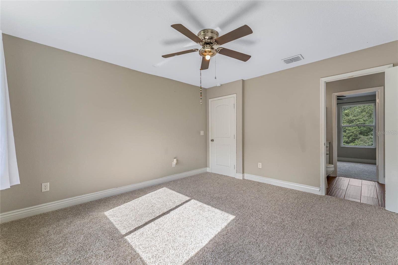 1005 EKANA GREEN CT