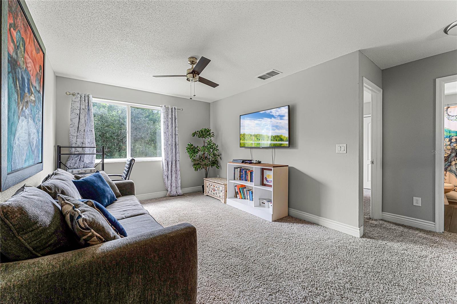 1005 EKANA GREEN CT