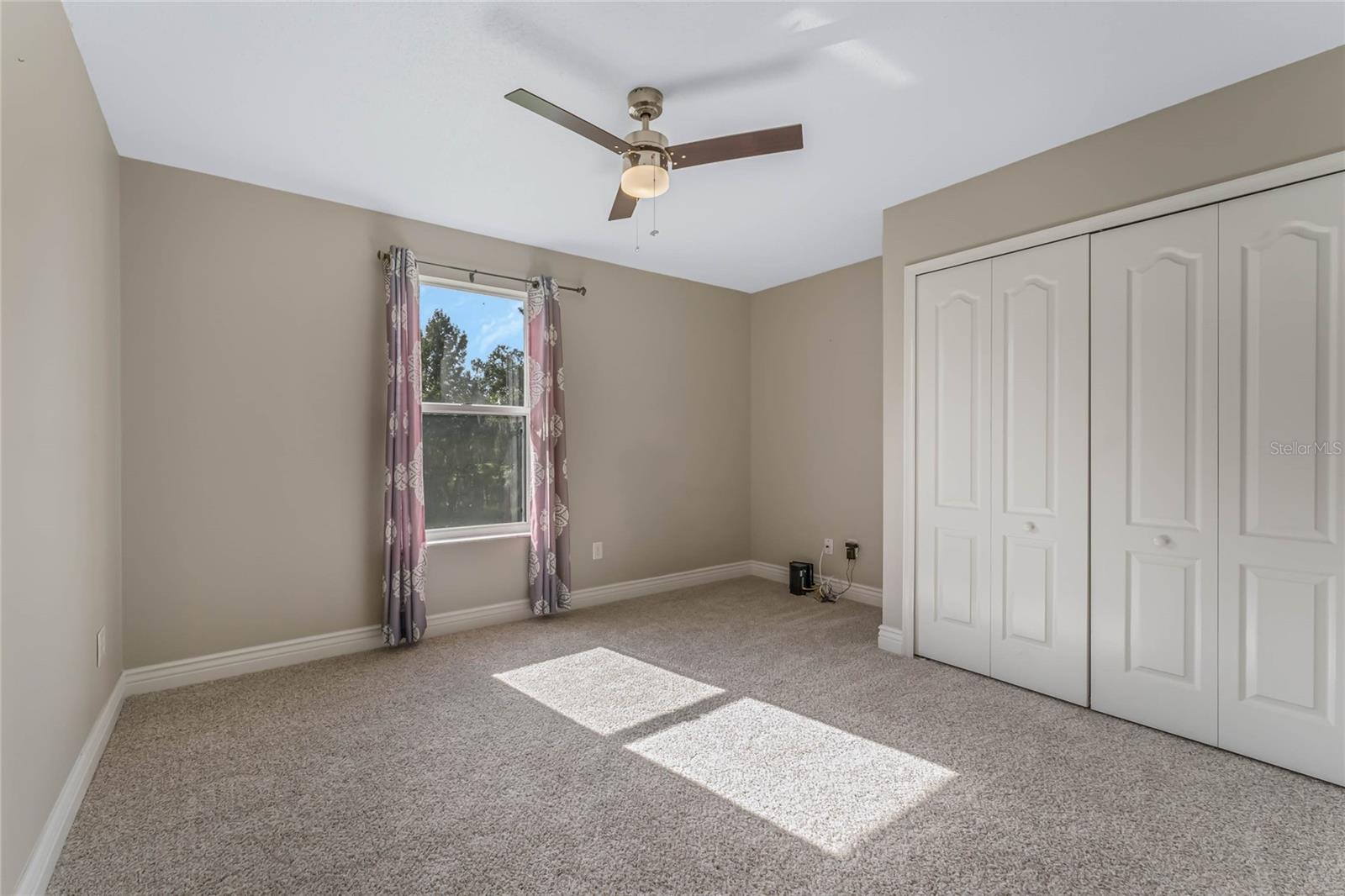 1005 EKANA GREEN CT