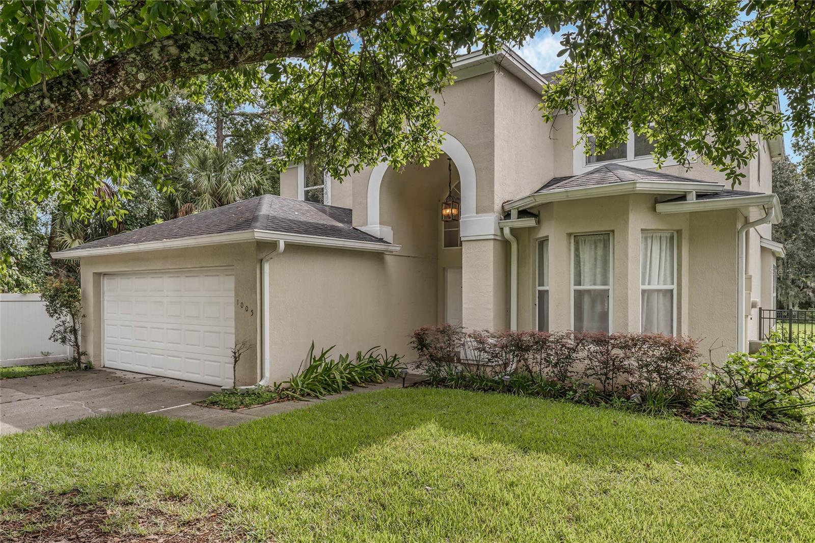 1005 EKANA GREEN CT