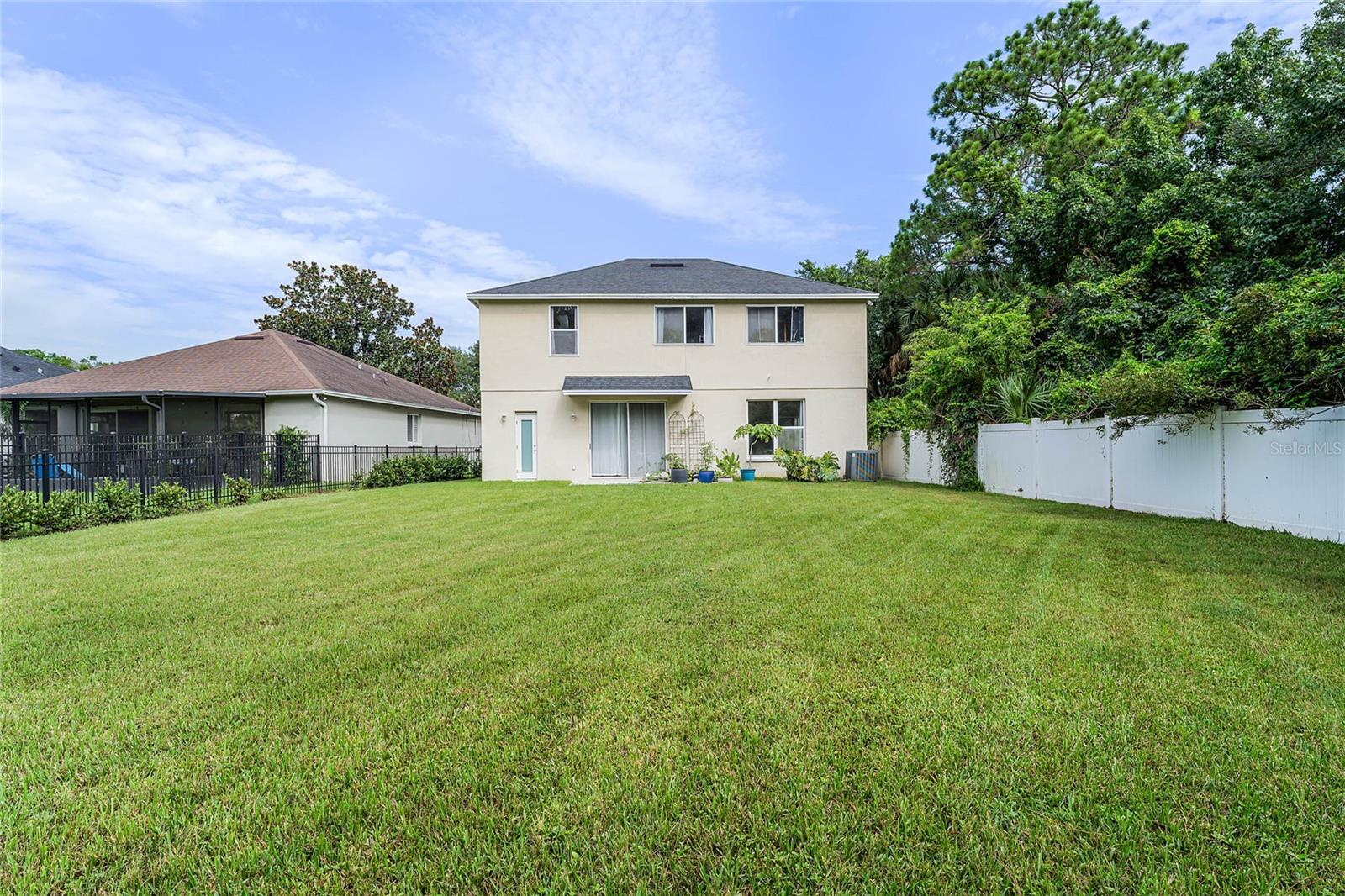 1005 EKANA GREEN CT