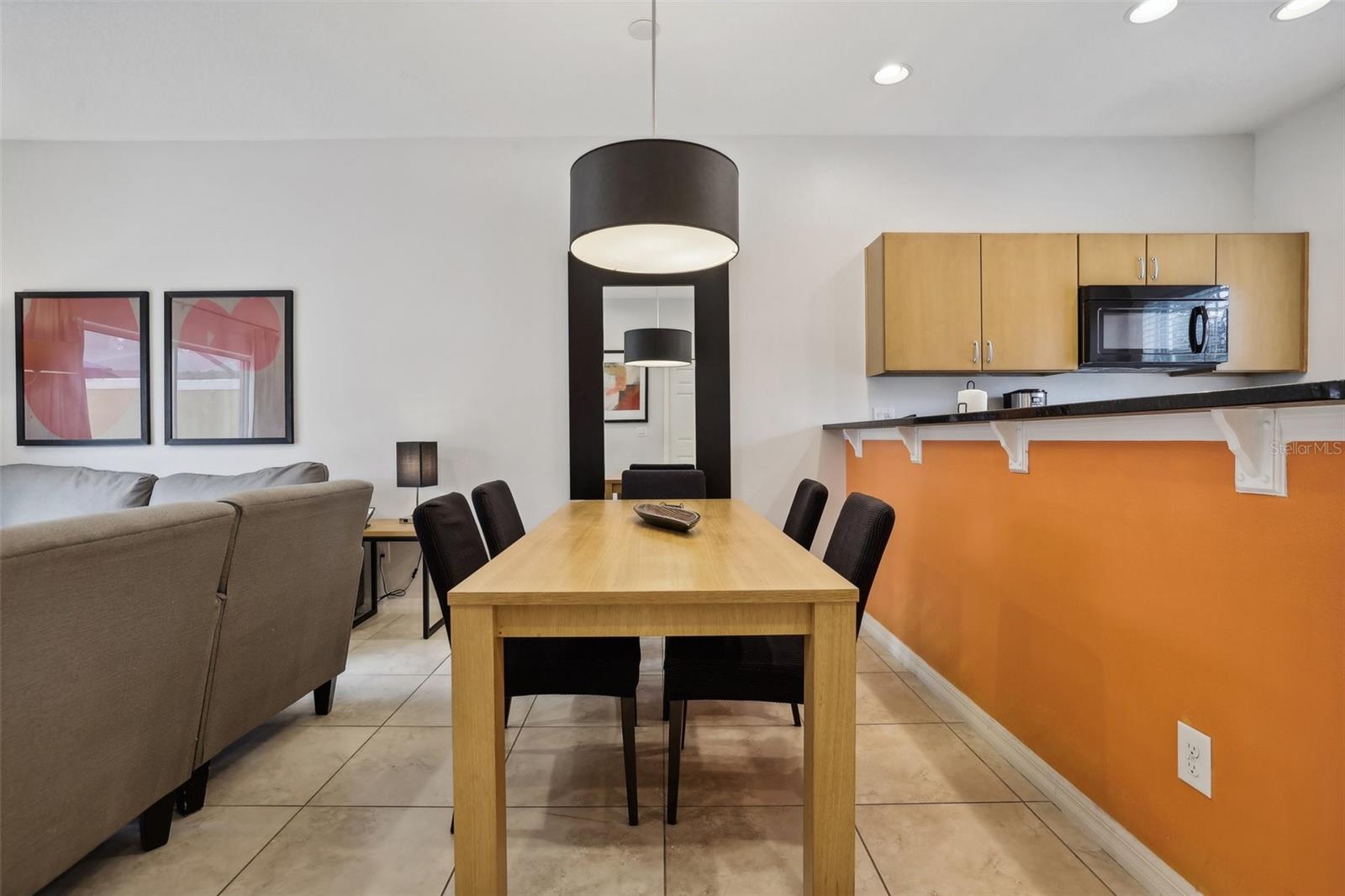 3004 BIRD OF PARADISE LN