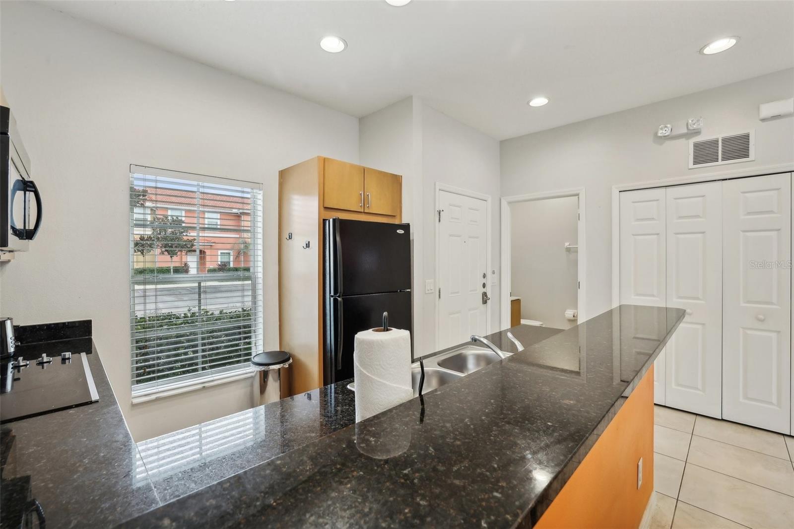 3004 BIRD OF PARADISE LN