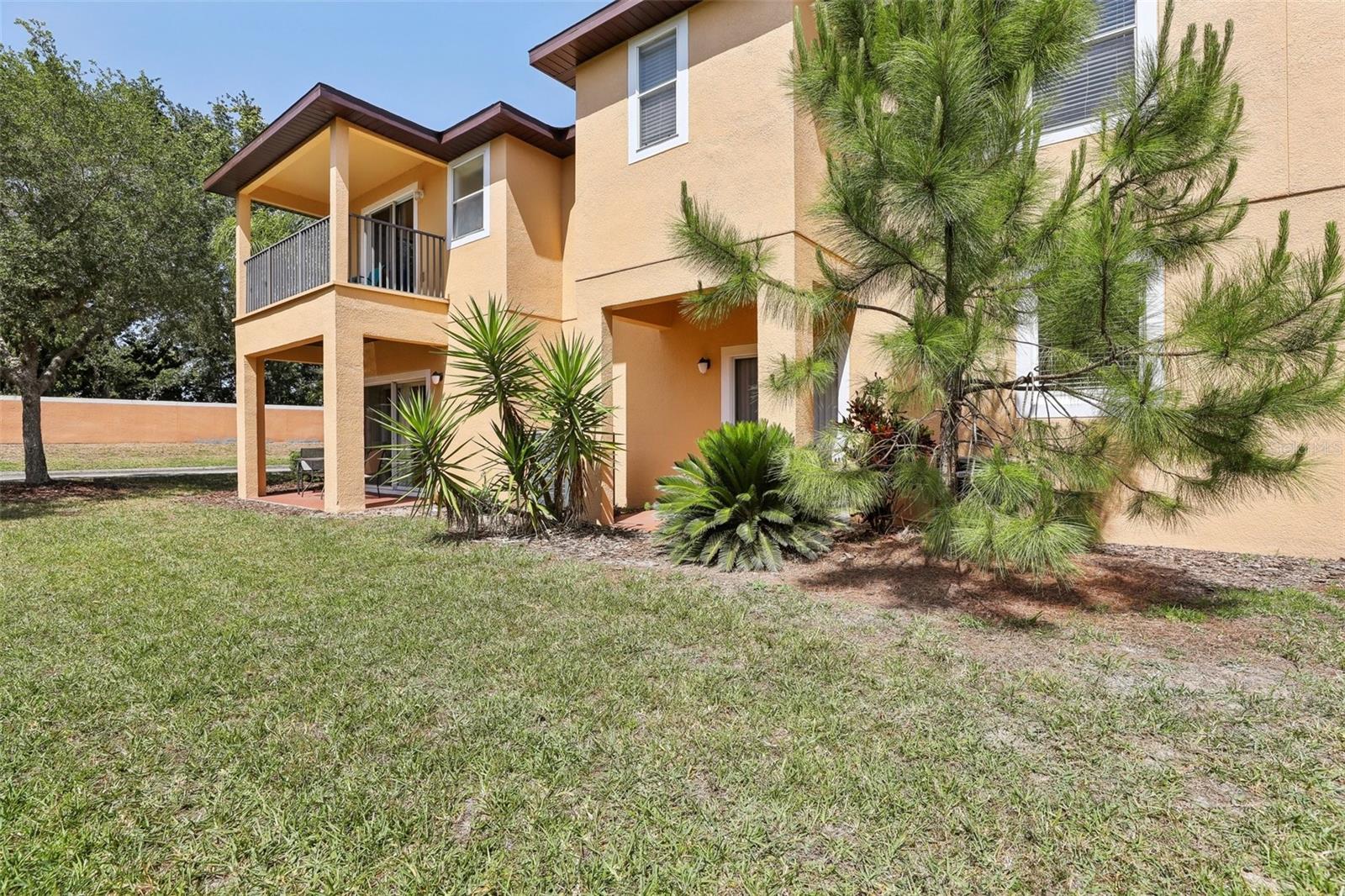 2718 BUSHMAN DR