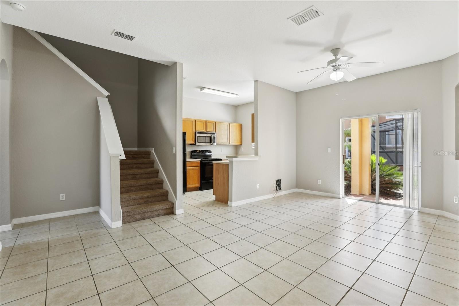 2718 BUSHMAN DR
