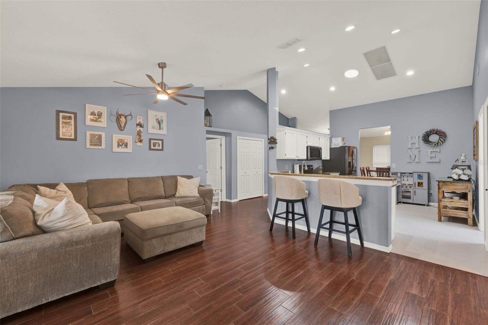3499 WOODLEY PARK PL