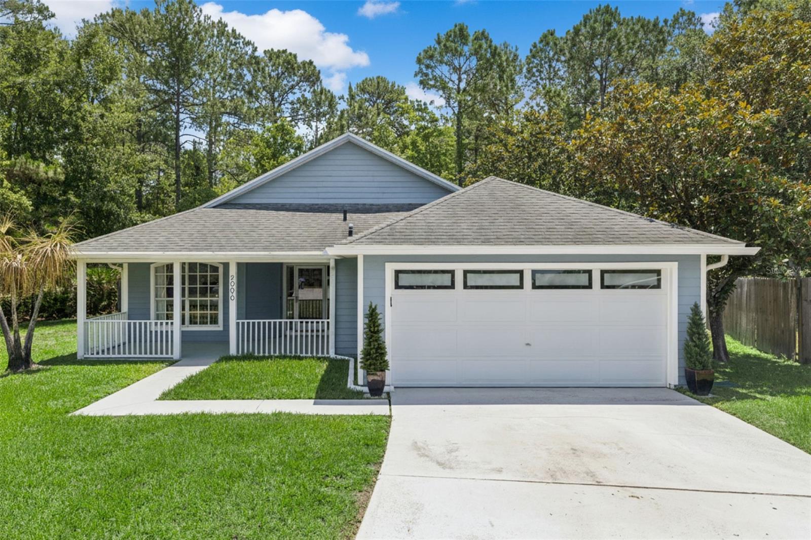 2000 DONEGAN PL