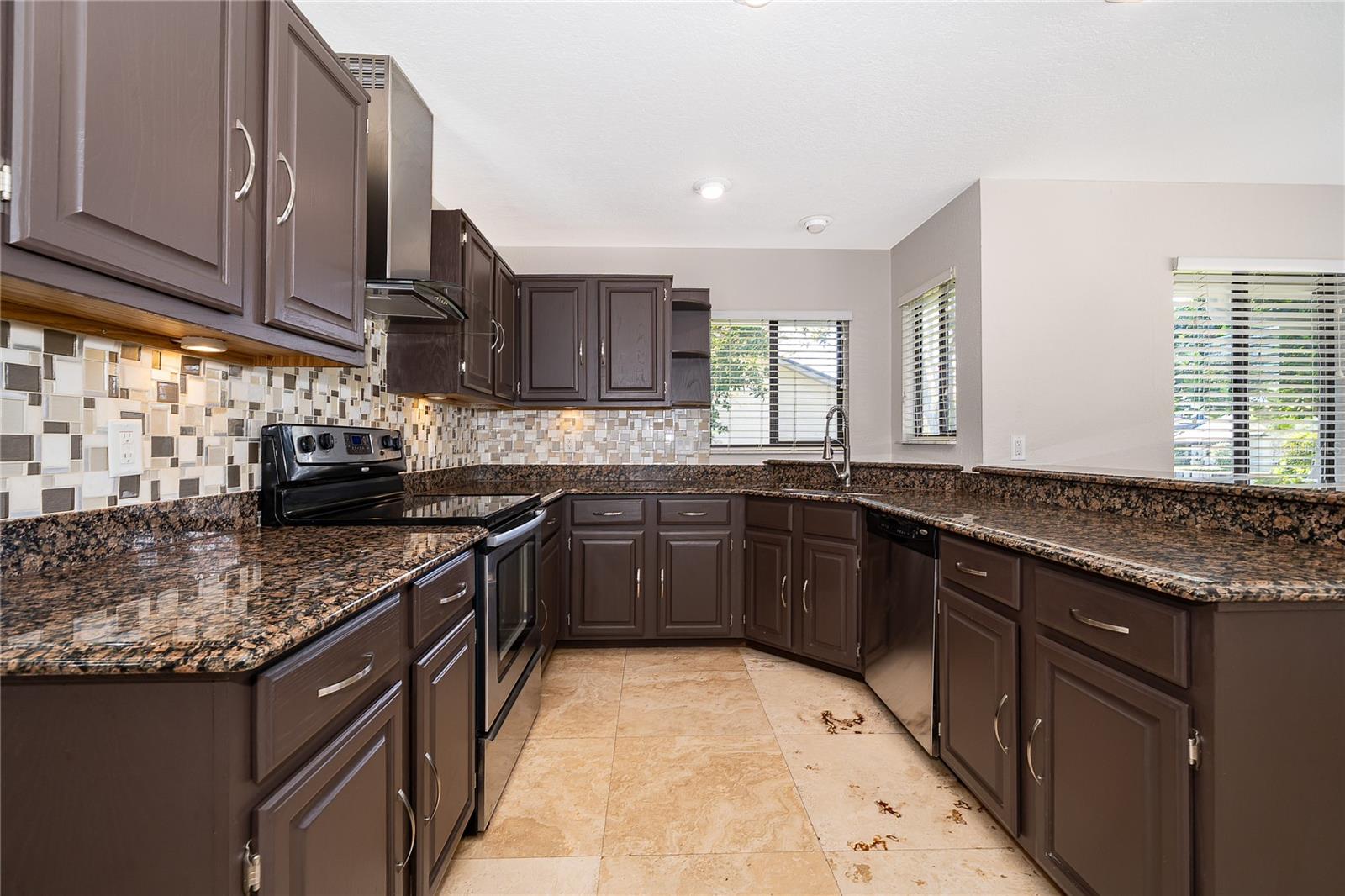 4651 TIFFANY WOODS CIR