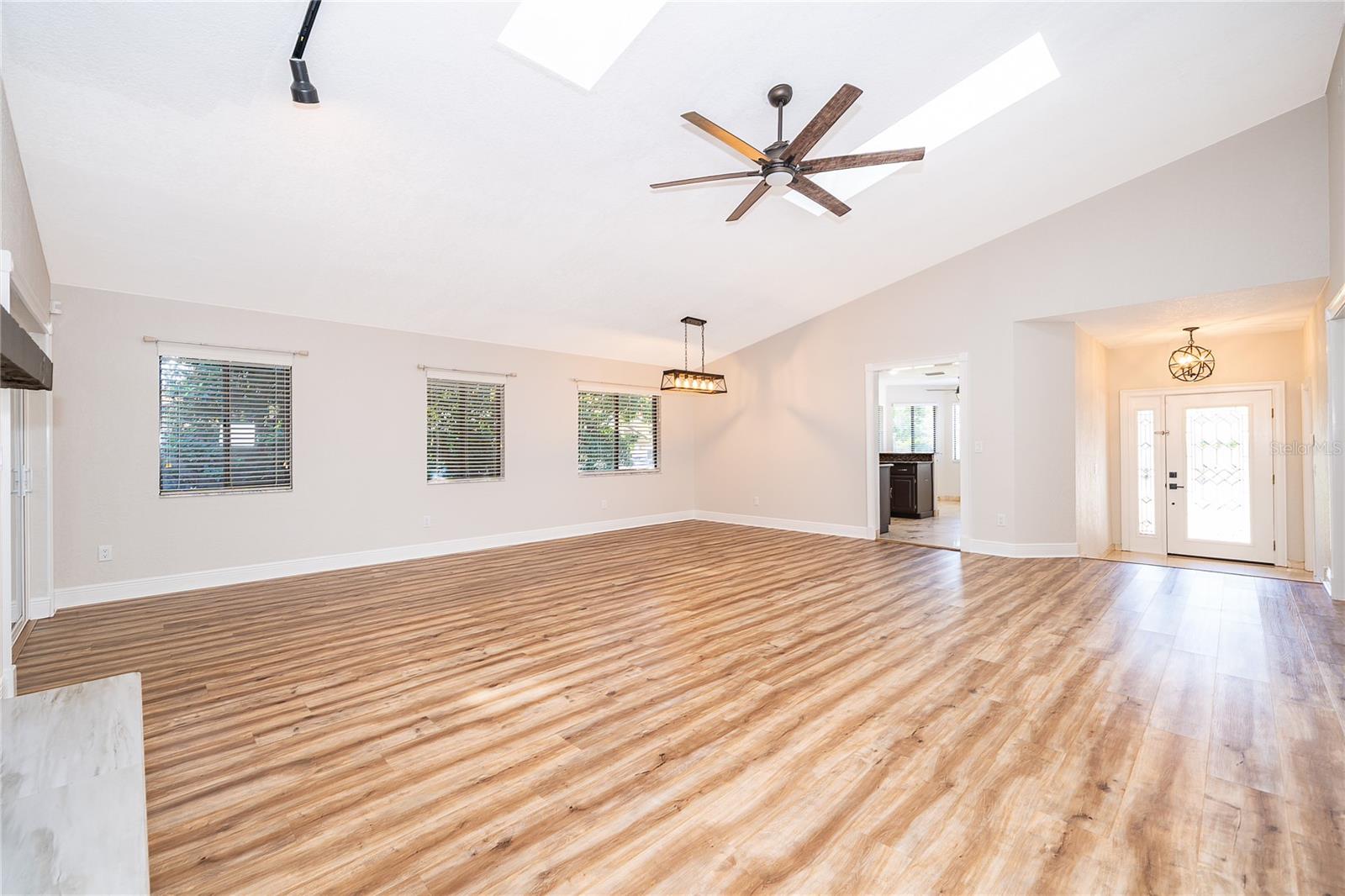 4651 TIFFANY WOODS CIR