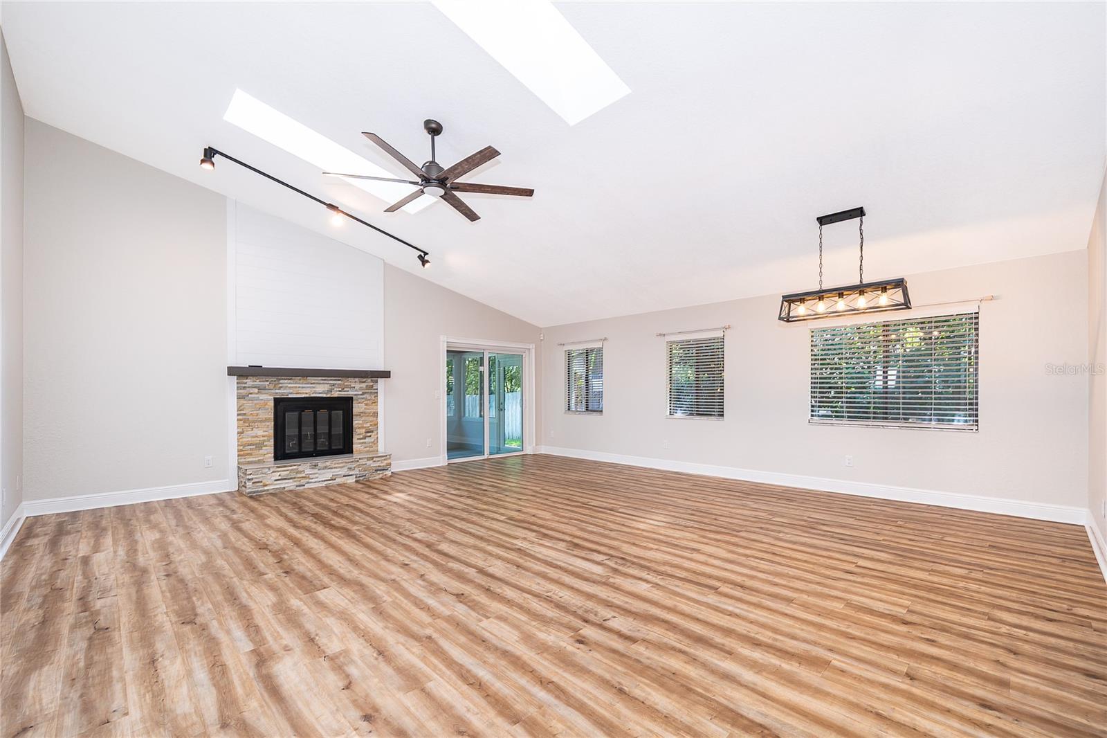 4651 TIFFANY WOODS CIR