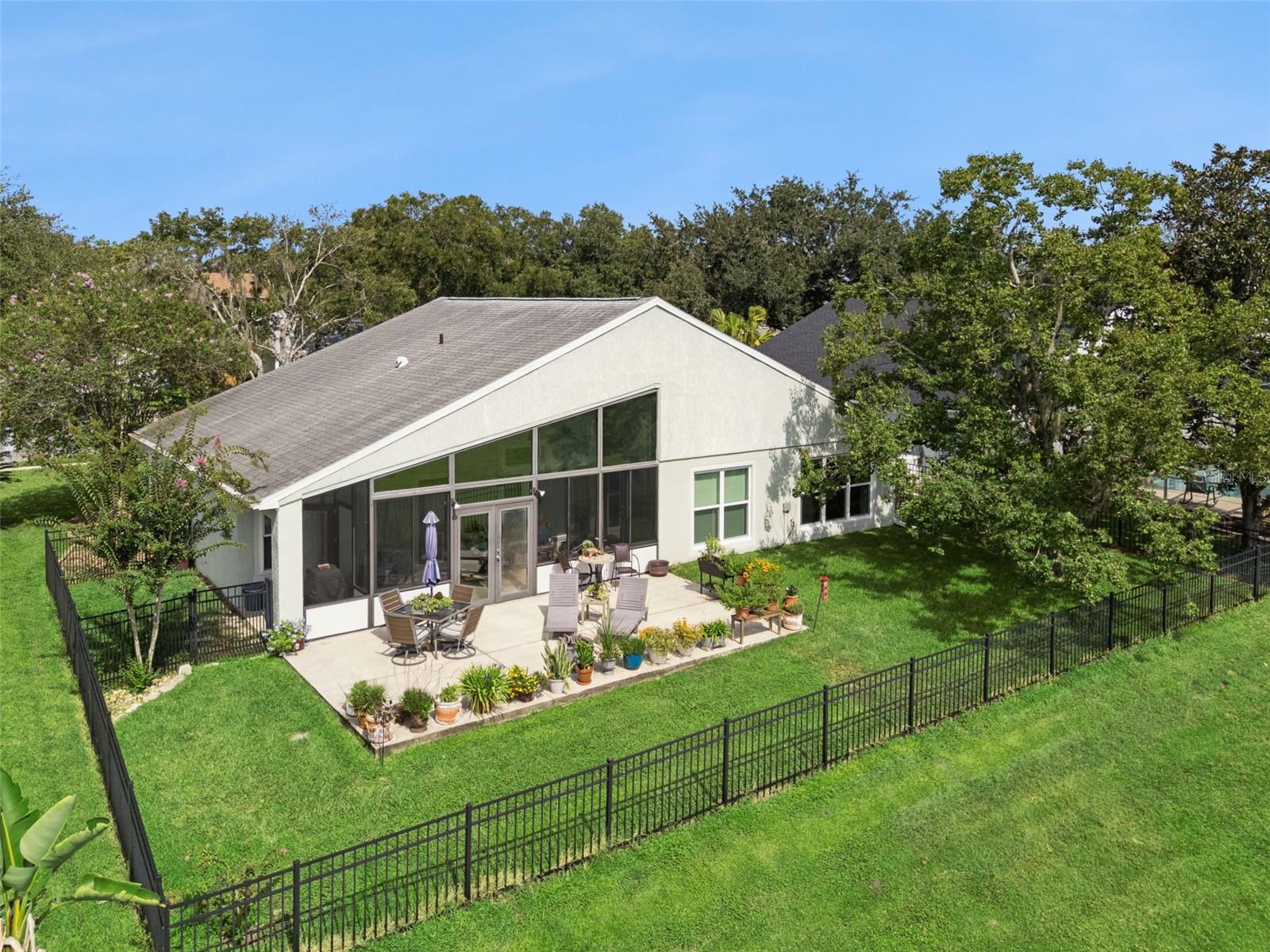 1927 MAGIES CT