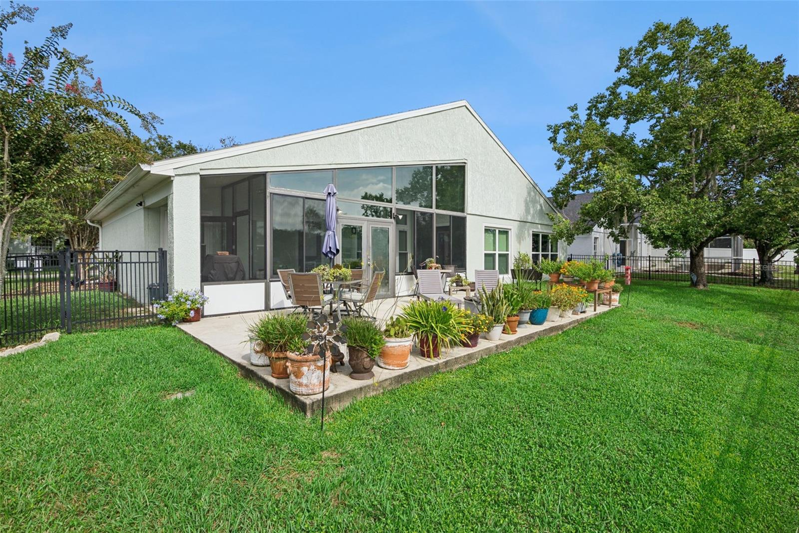 1927 MAGIES CT