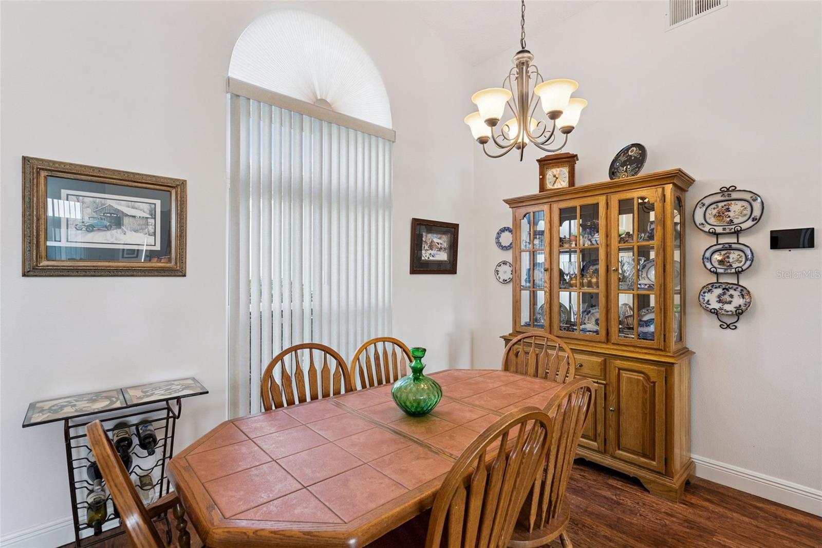 1927 MAGIES CT