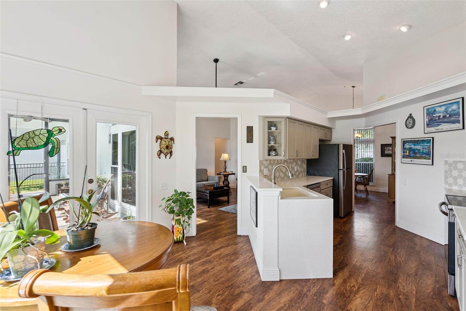 1927 MAGIES CT