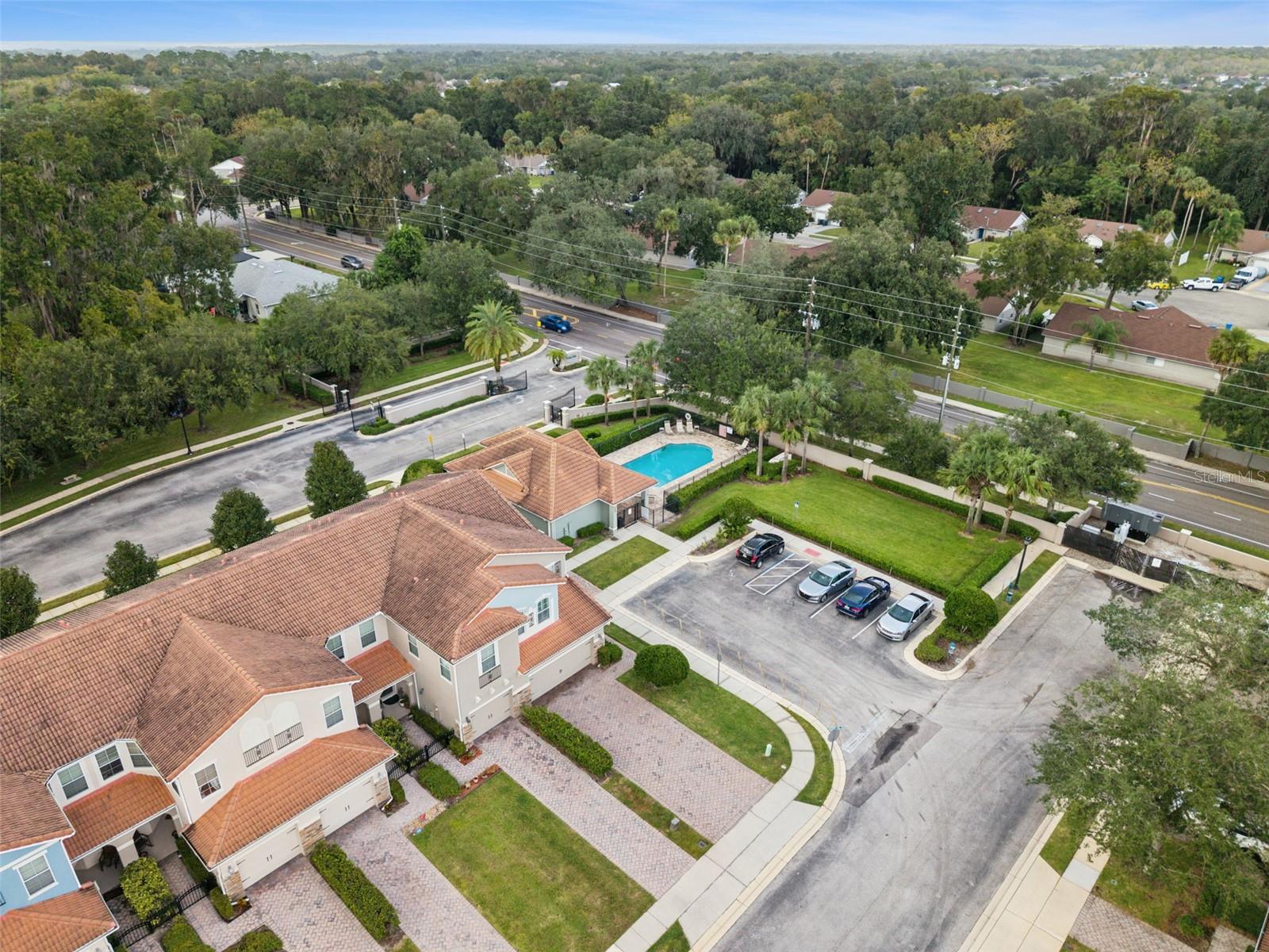 31 CANTERBURY BELL DR