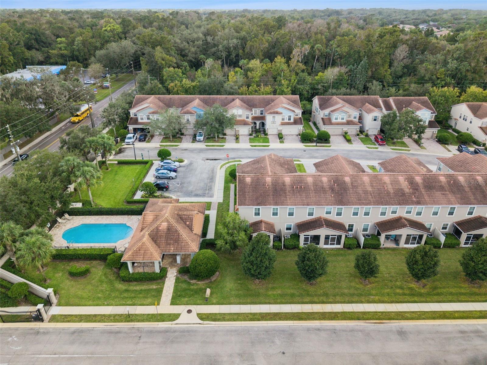 31 CANTERBURY BELL DR