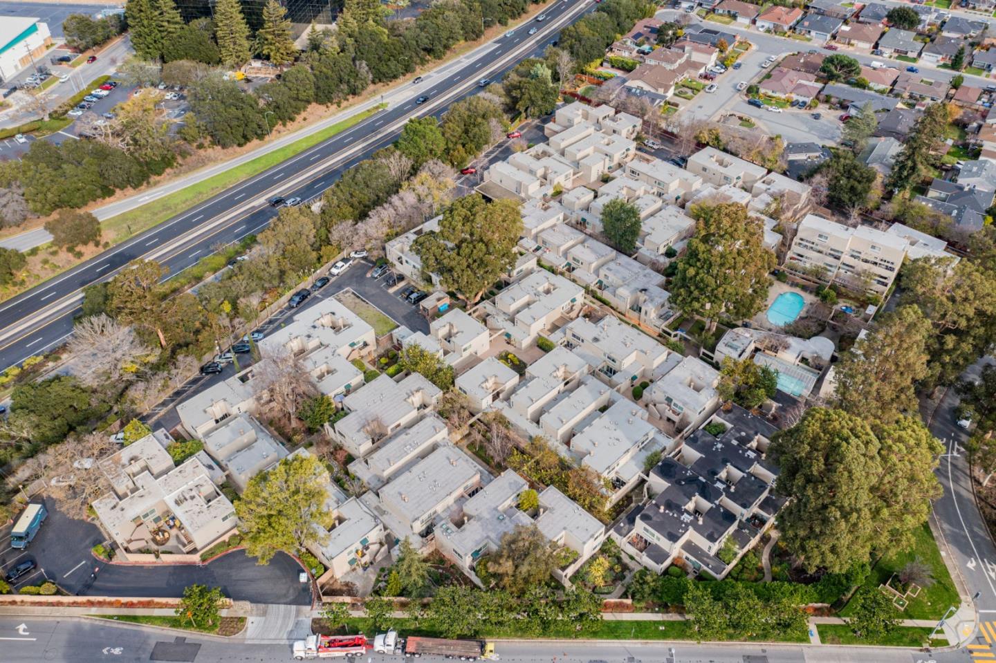 1919 Alameda De Las Pulgas 3