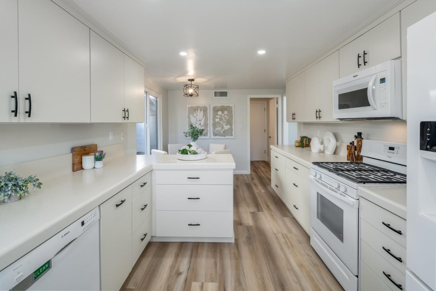 953 Pizarro LN