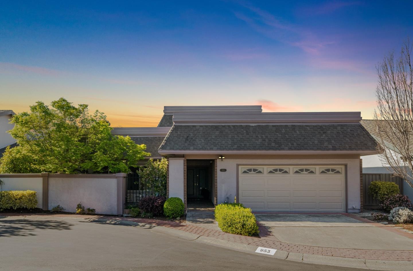 953 Pizarro LN