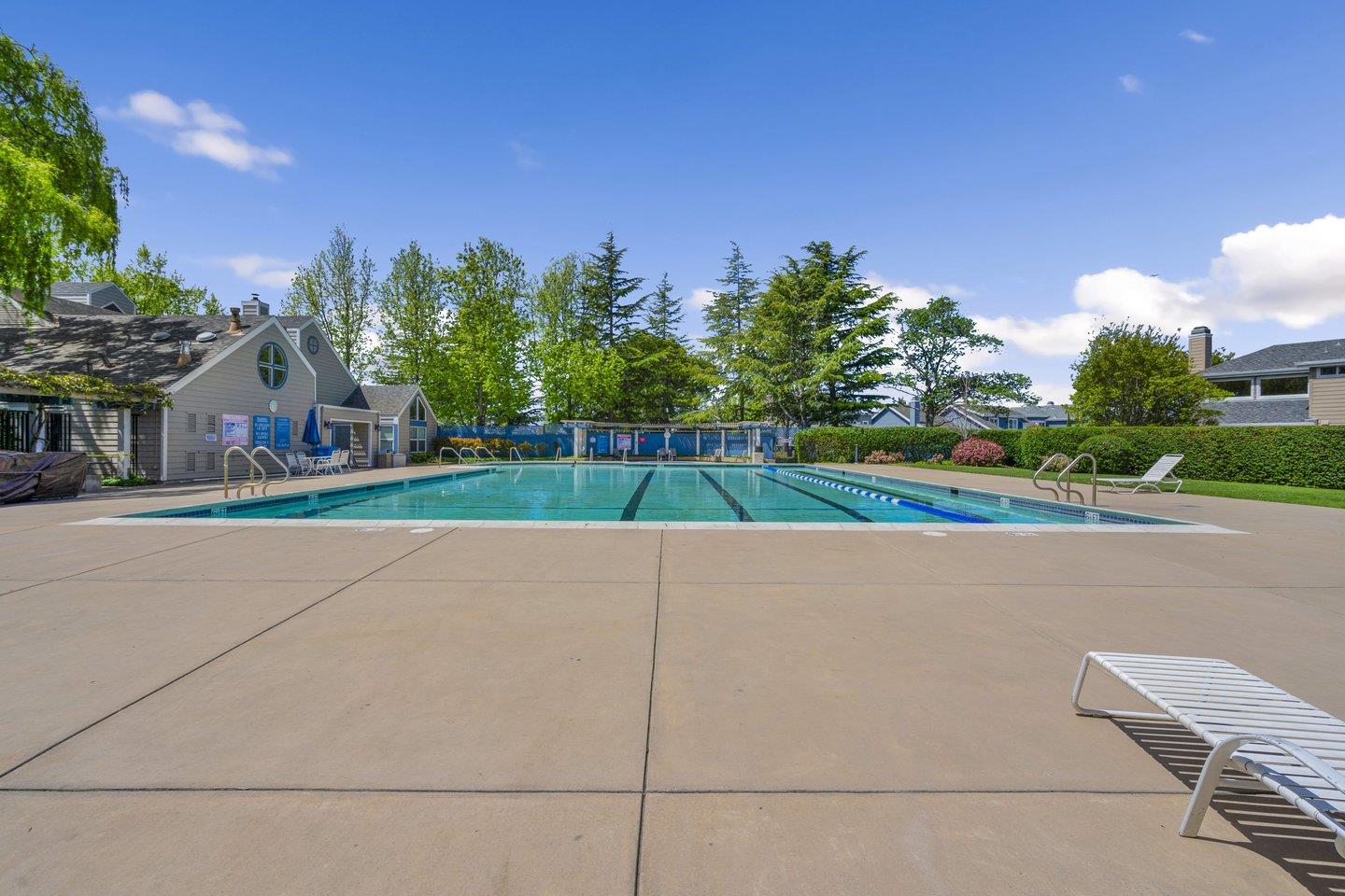 504 Saint Vincent LN