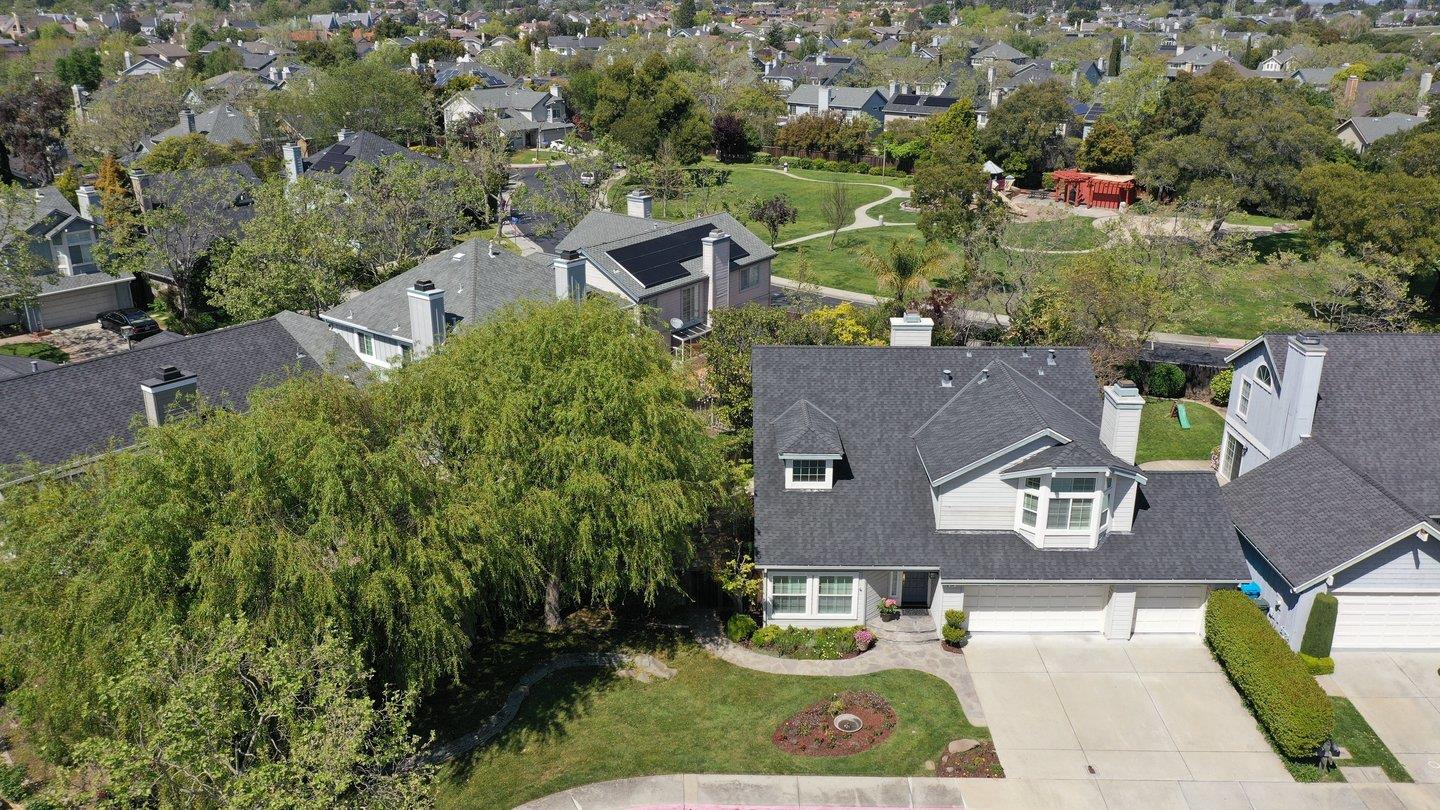 504 Saint Vincent LN