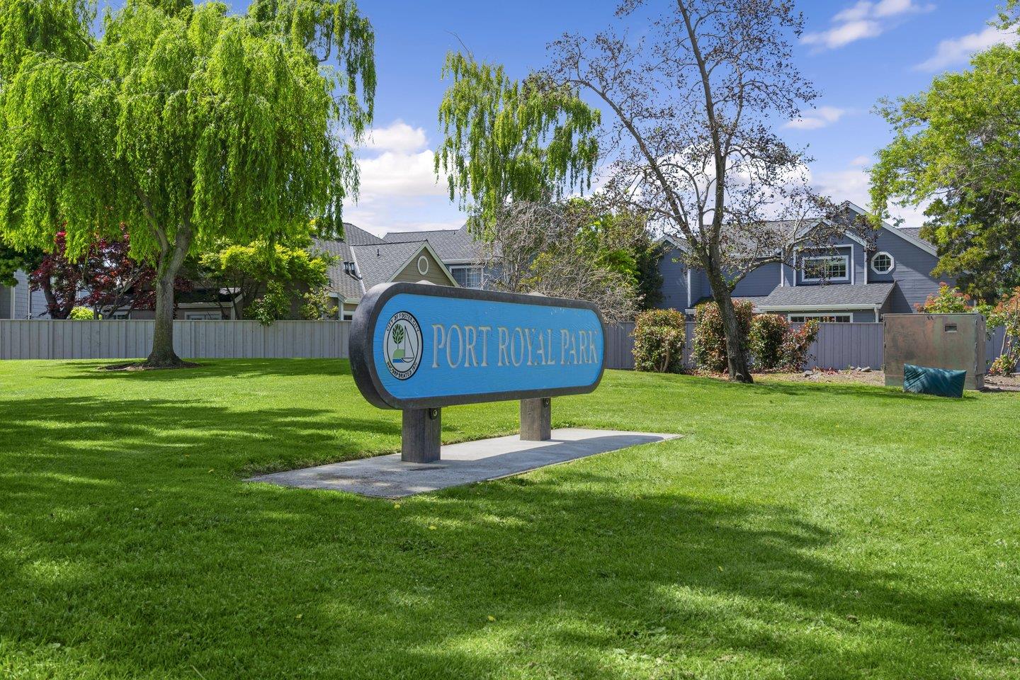 504 Saint Vincent LN