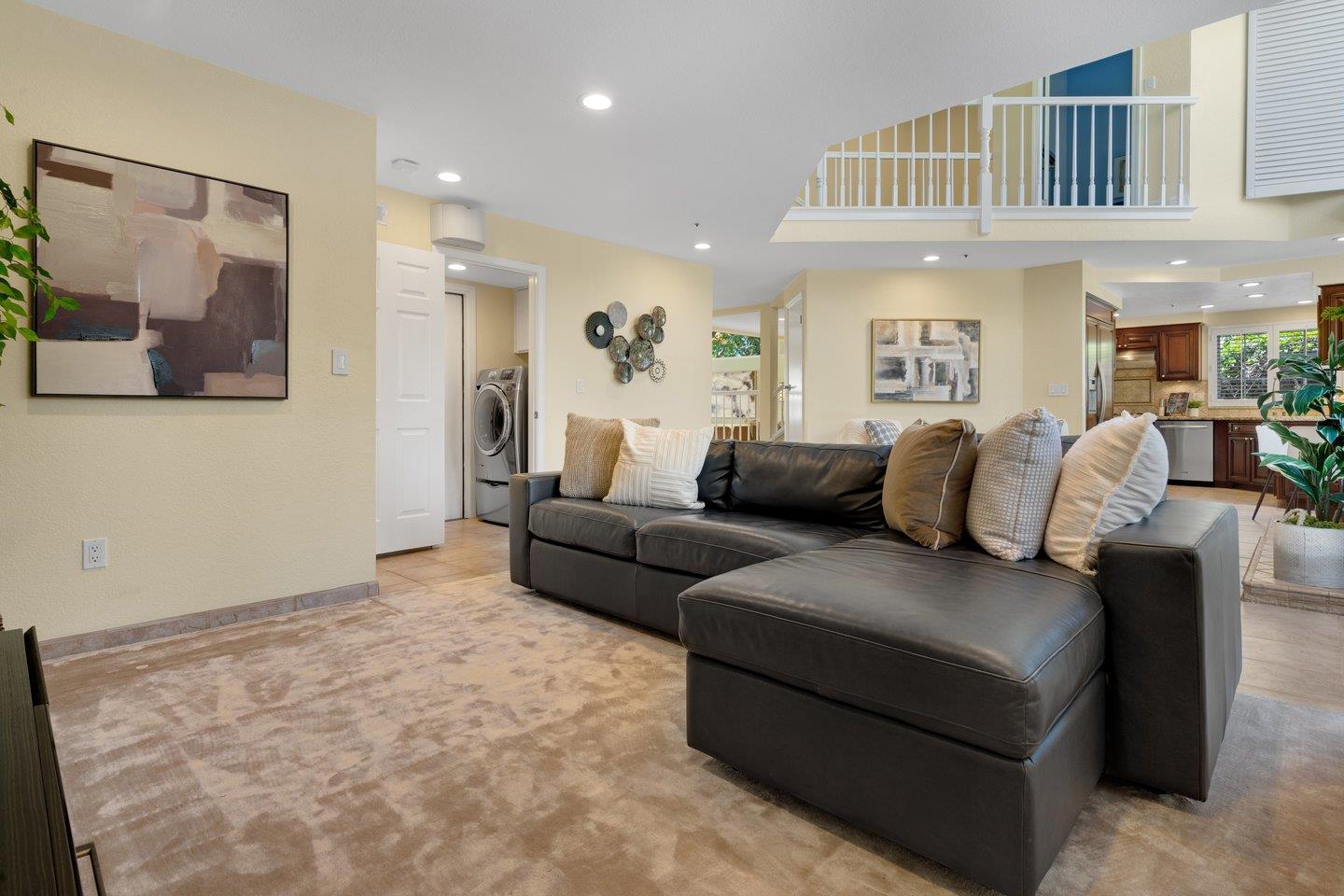 504 Saint Vincent LN