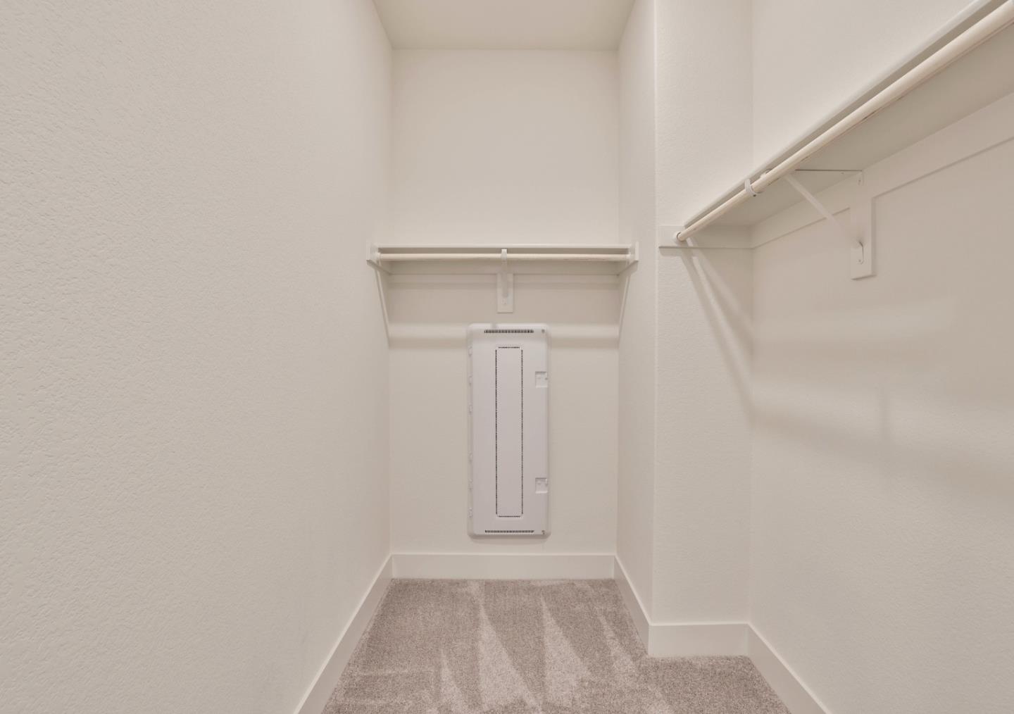 1089 Foster Square LN 204