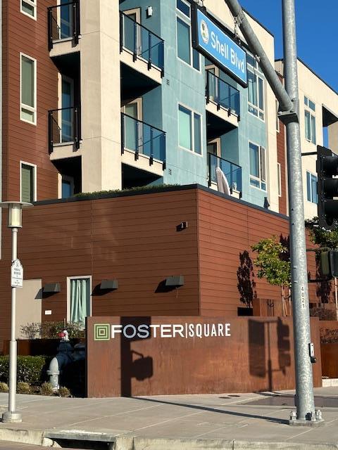 1089 Foster Square LN 204