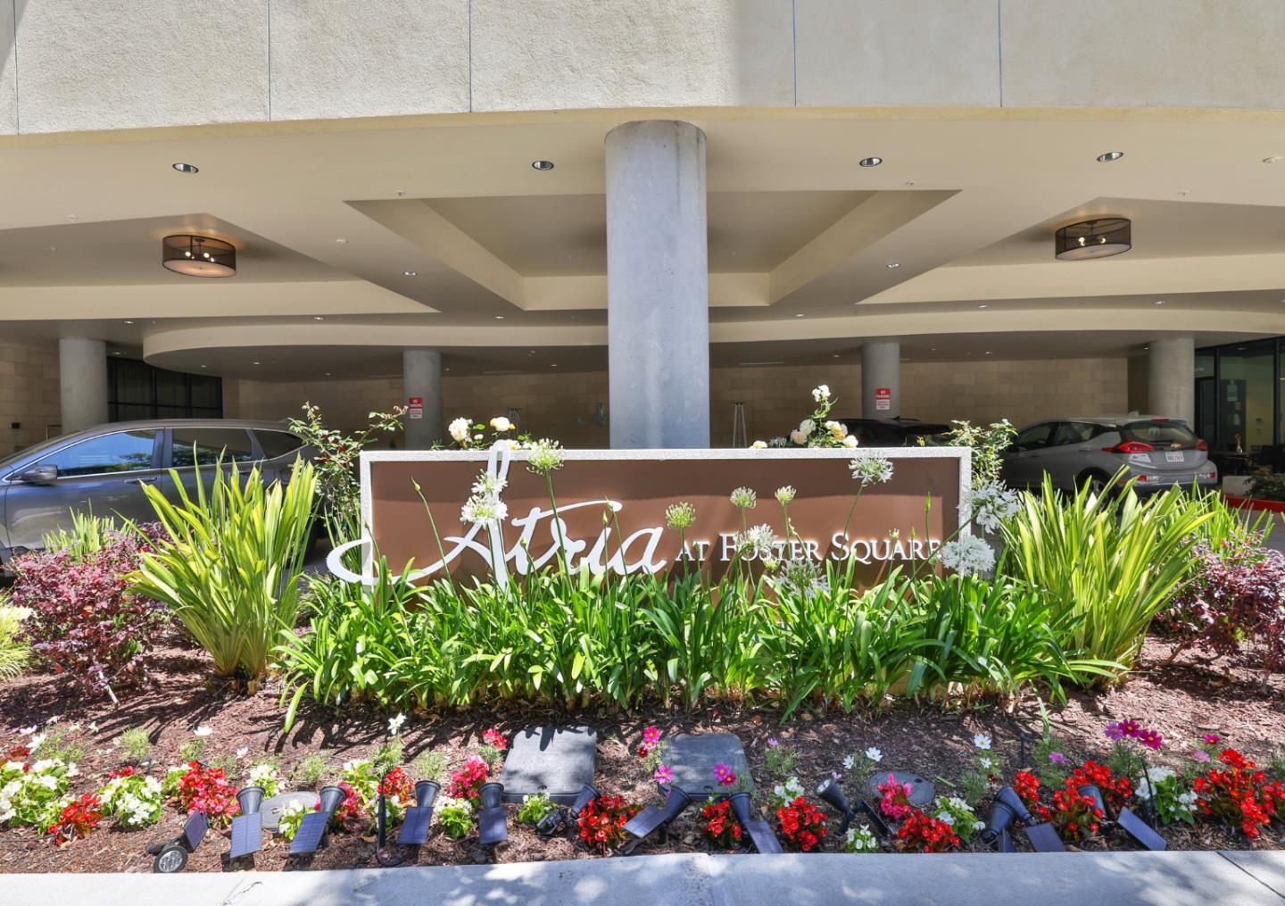 1089 Foster Square LN 204