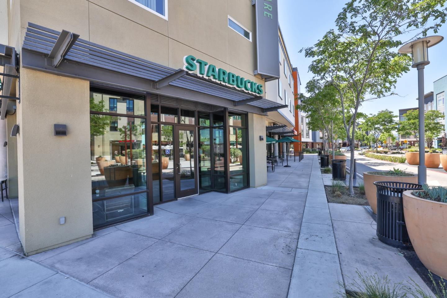 1089 Foster Square LN 204