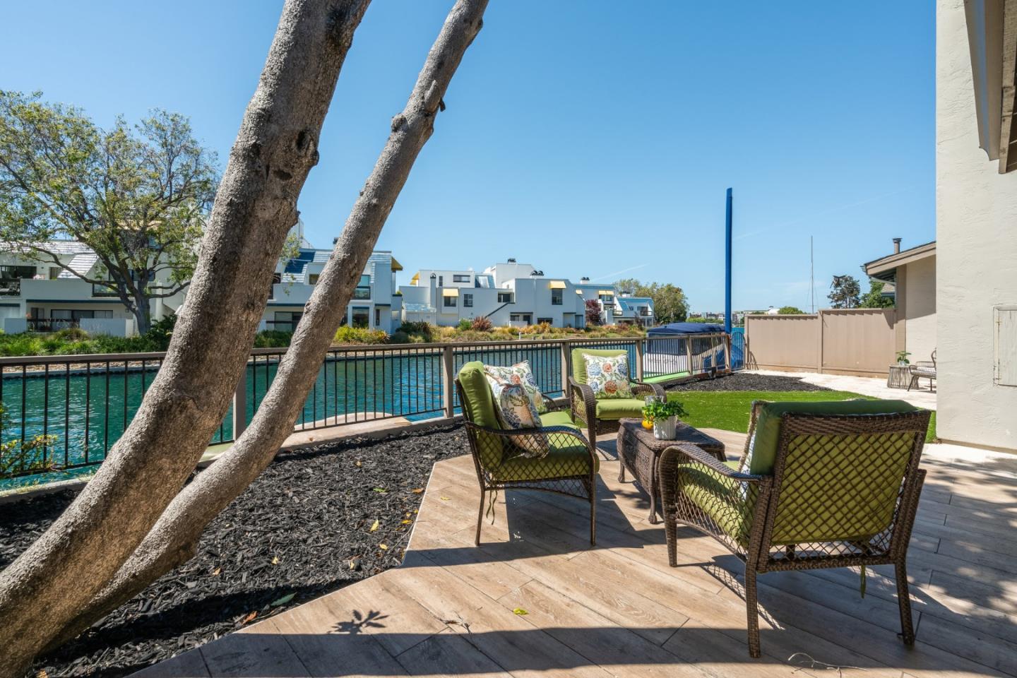 961 Pizarro LN