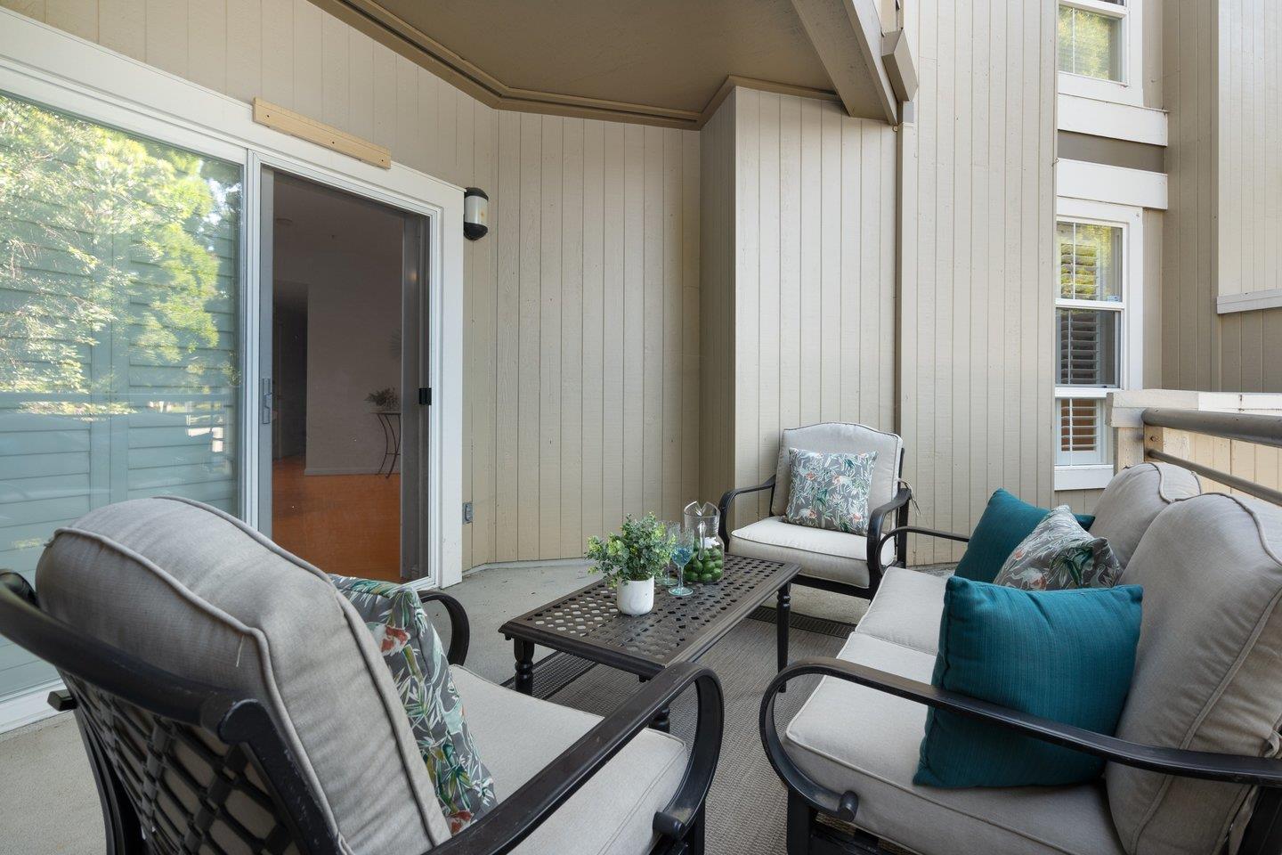 880 Meridian Bay LN 109