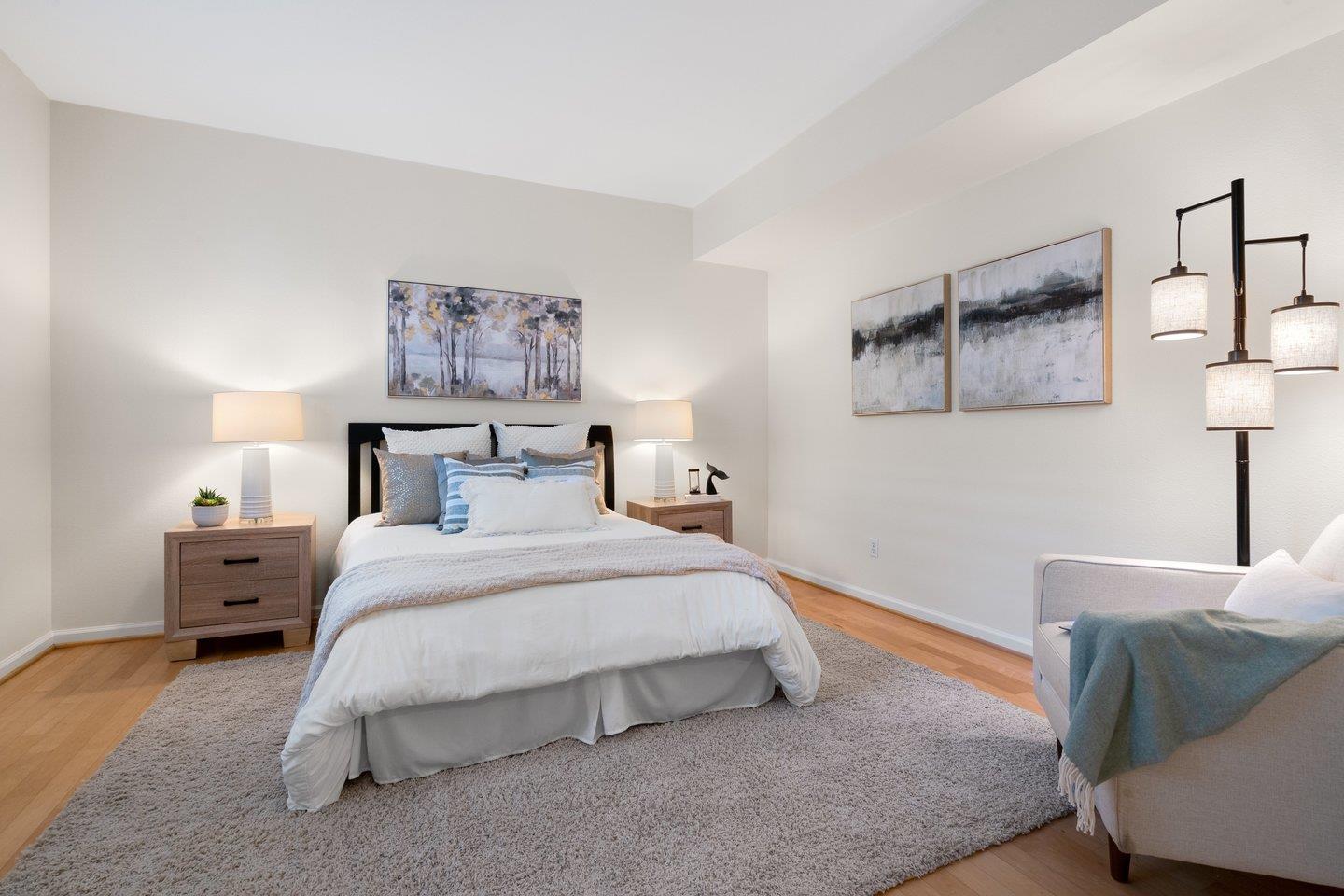 880 Meridian Bay LN 109