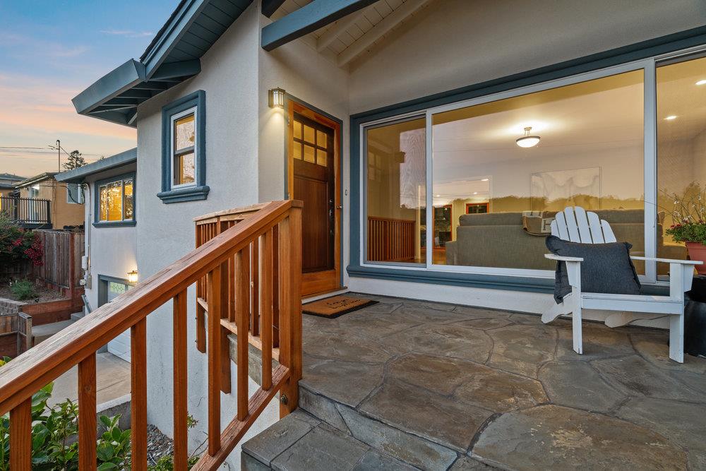 2723 Monserat AVE