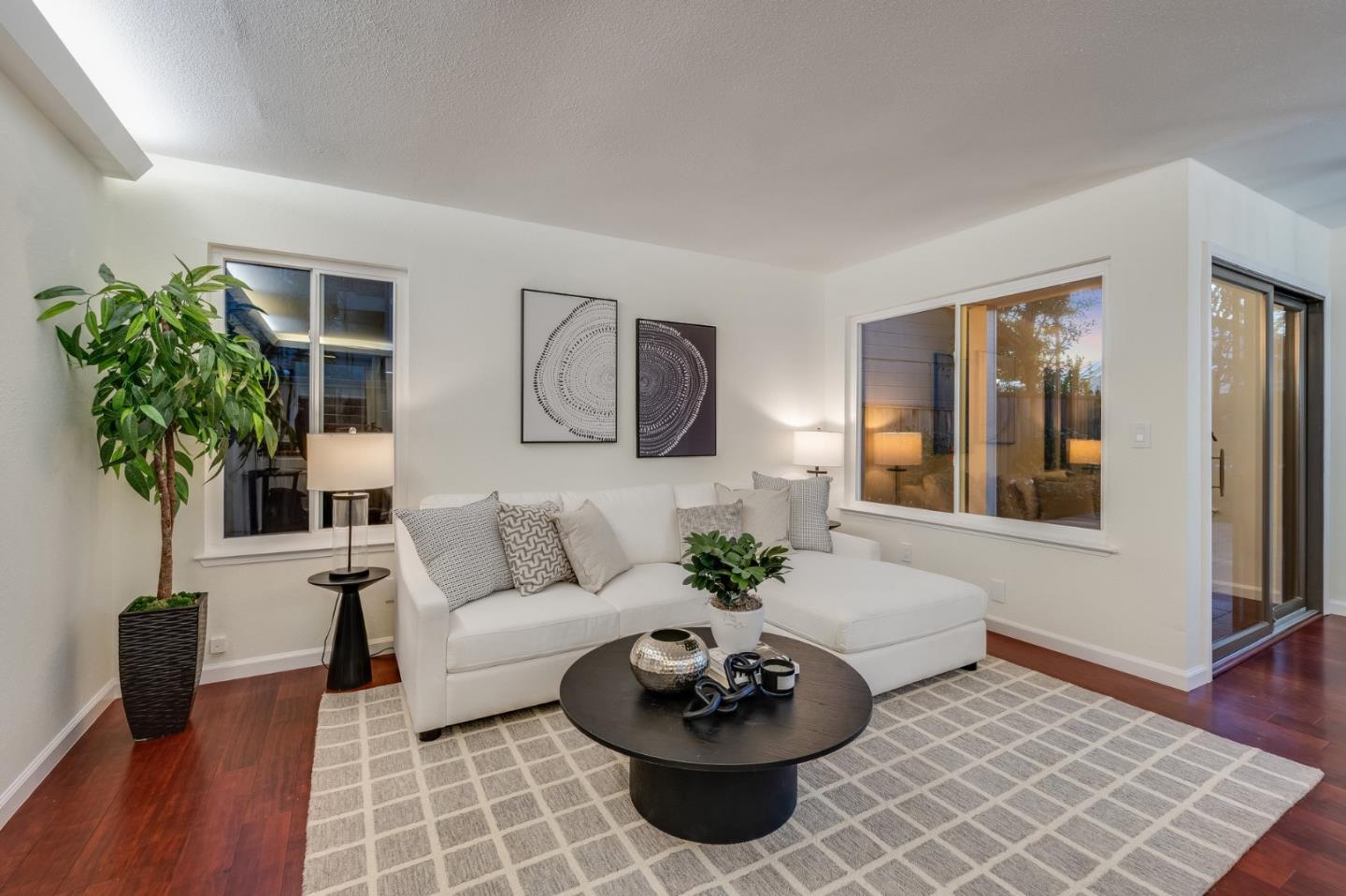 1012 Windjammer CIR