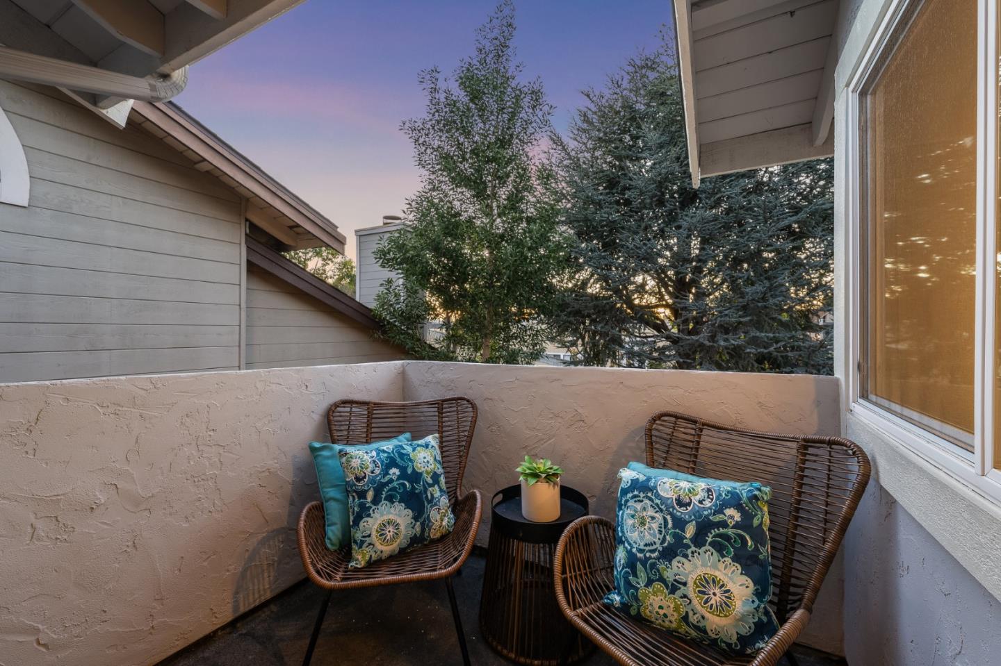 1012 Windjammer CIR