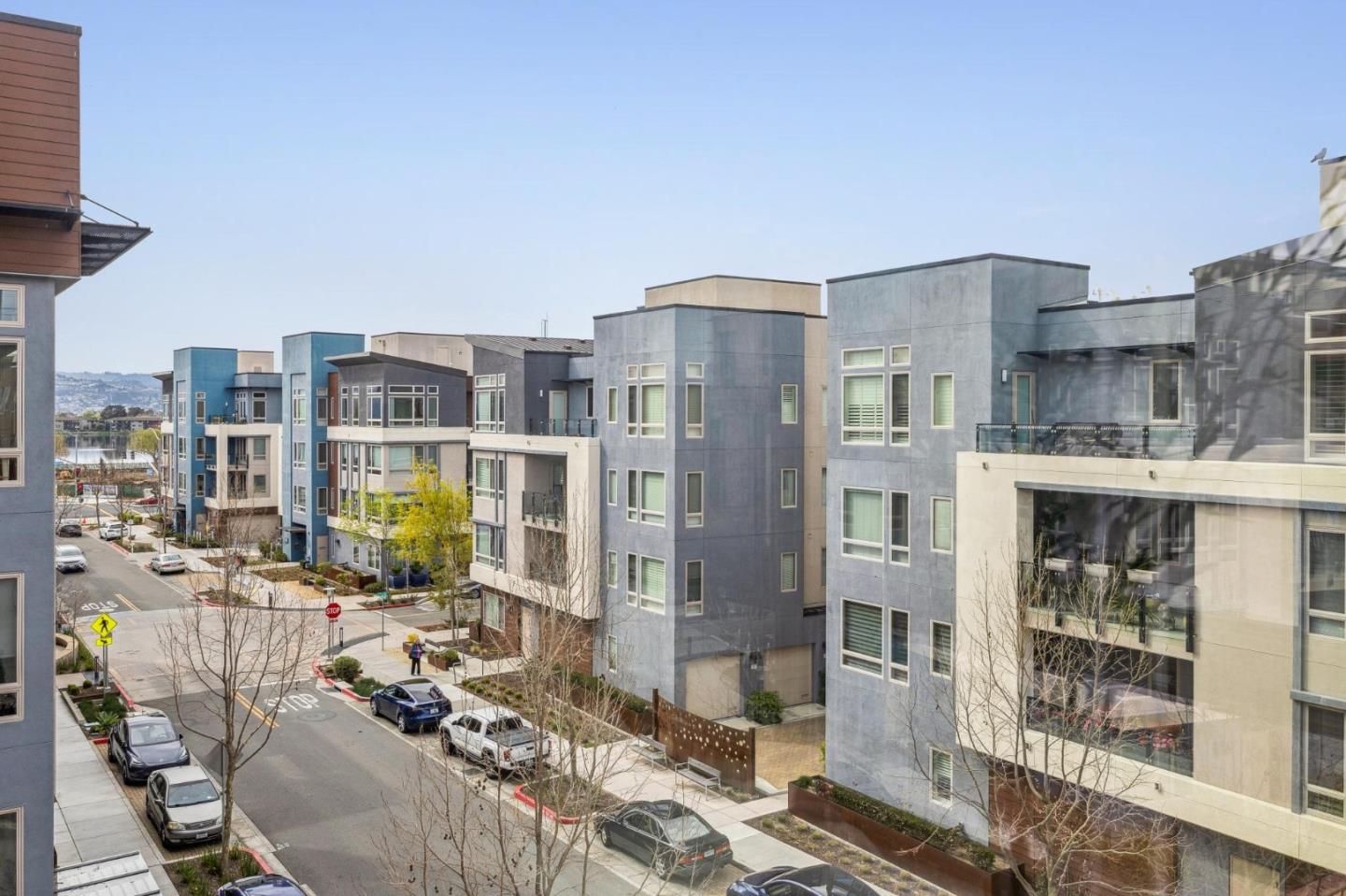 1078 Foster Square LN 401