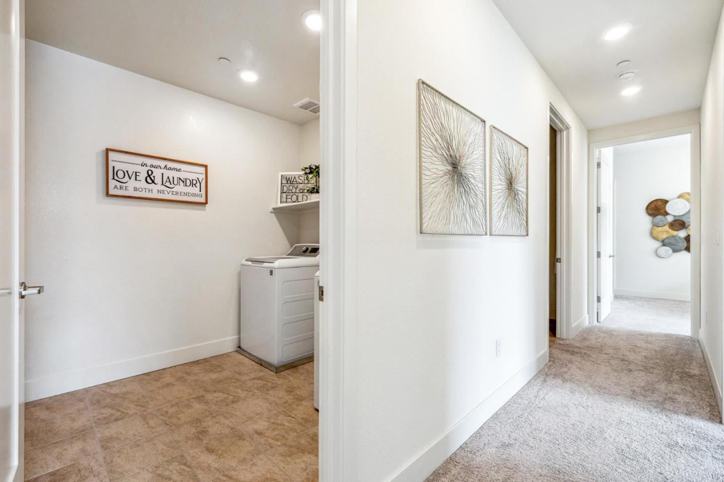 1078 Foster Square LN 401