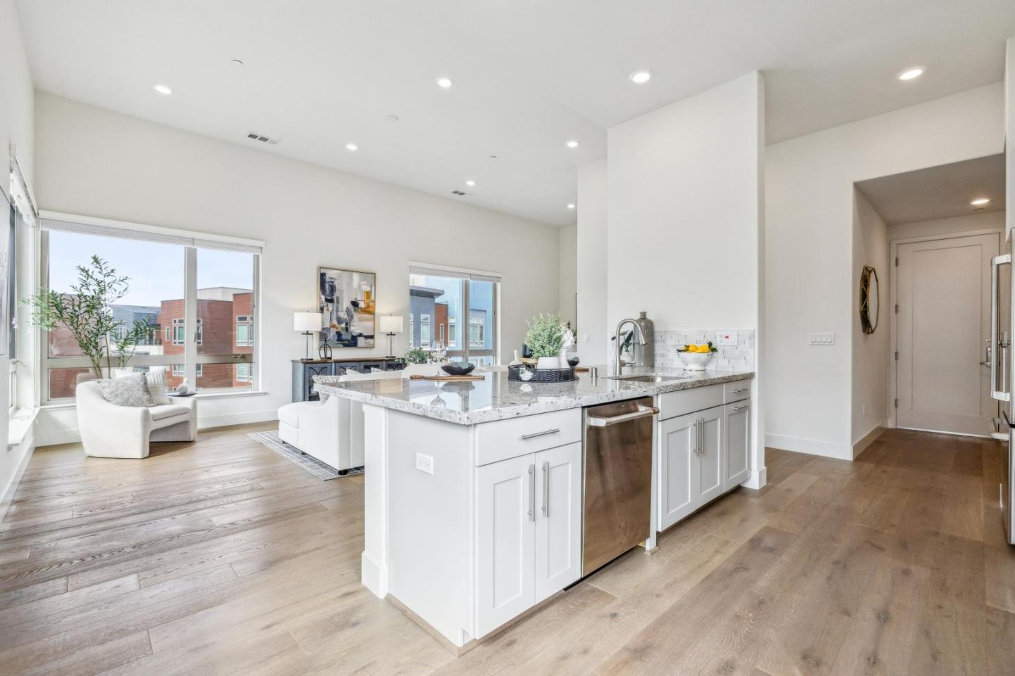 1078 Foster Square LN 401