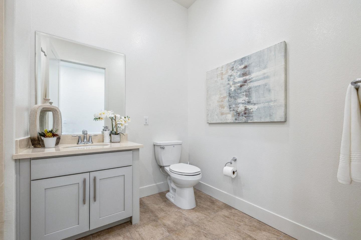 1078 Foster Square LN 401