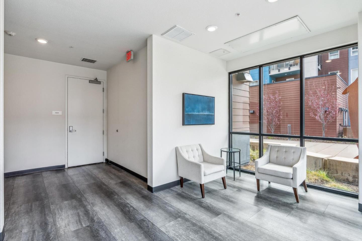 1078 Foster Square LN 401