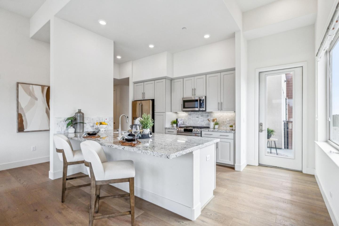 1078 Foster Square LN 401