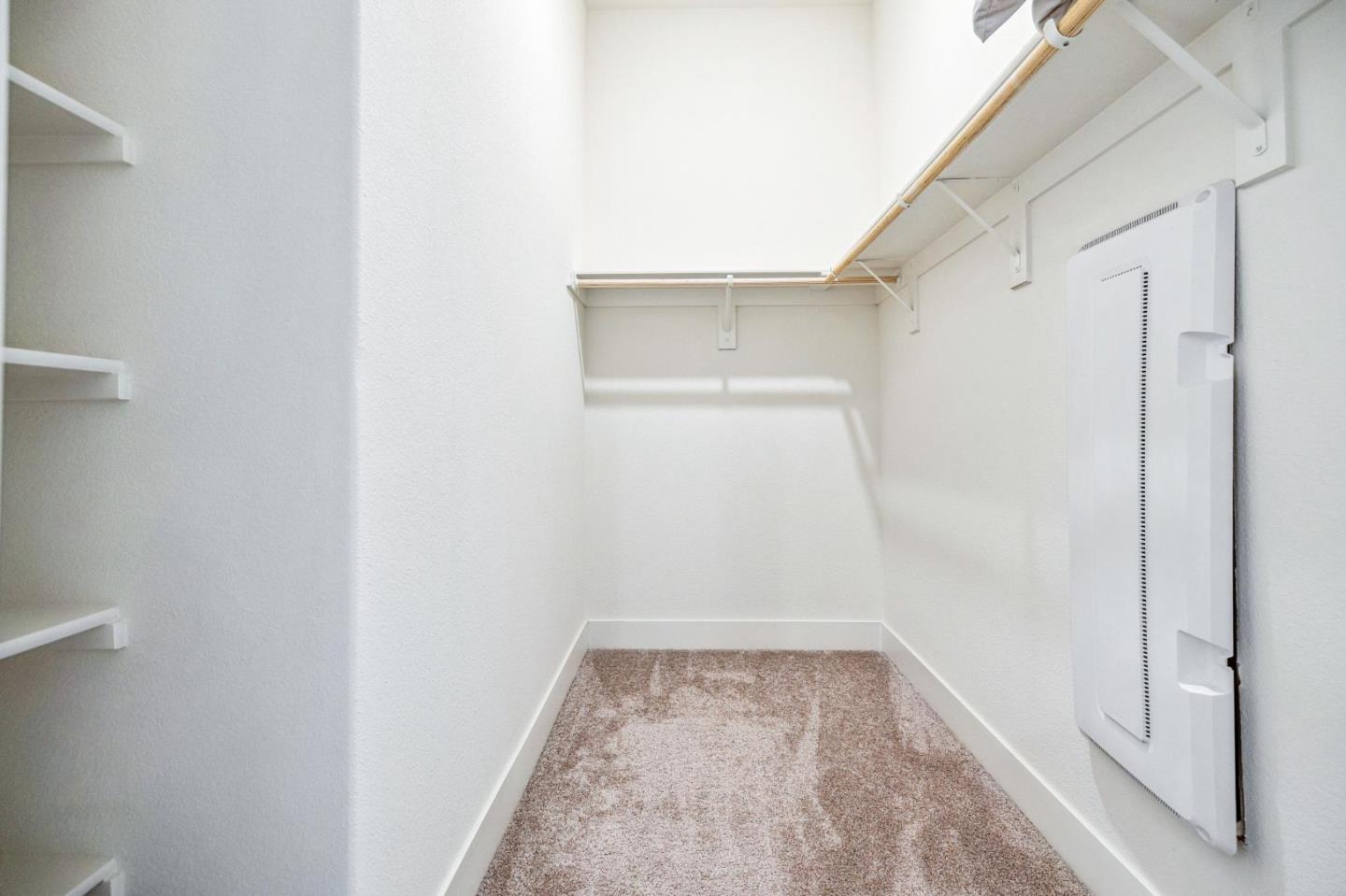 1078 Foster Square LN 401